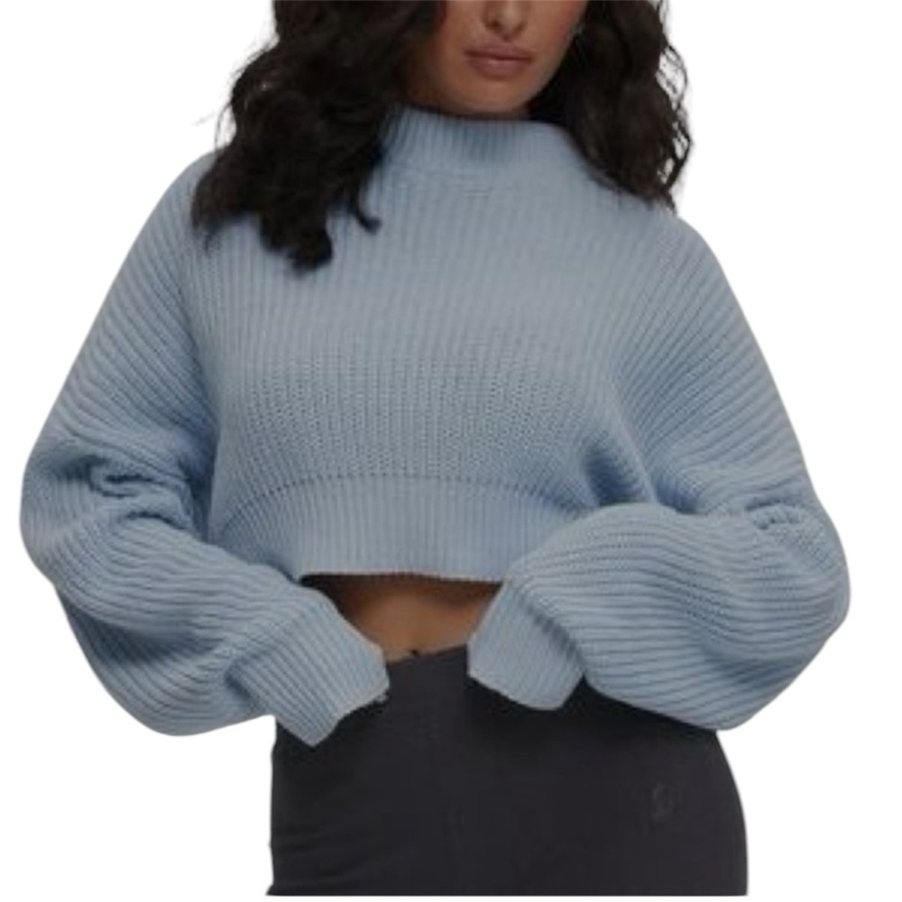 KUWALLATEE NWT Light Blue Knit Cropped Sweater Size Large